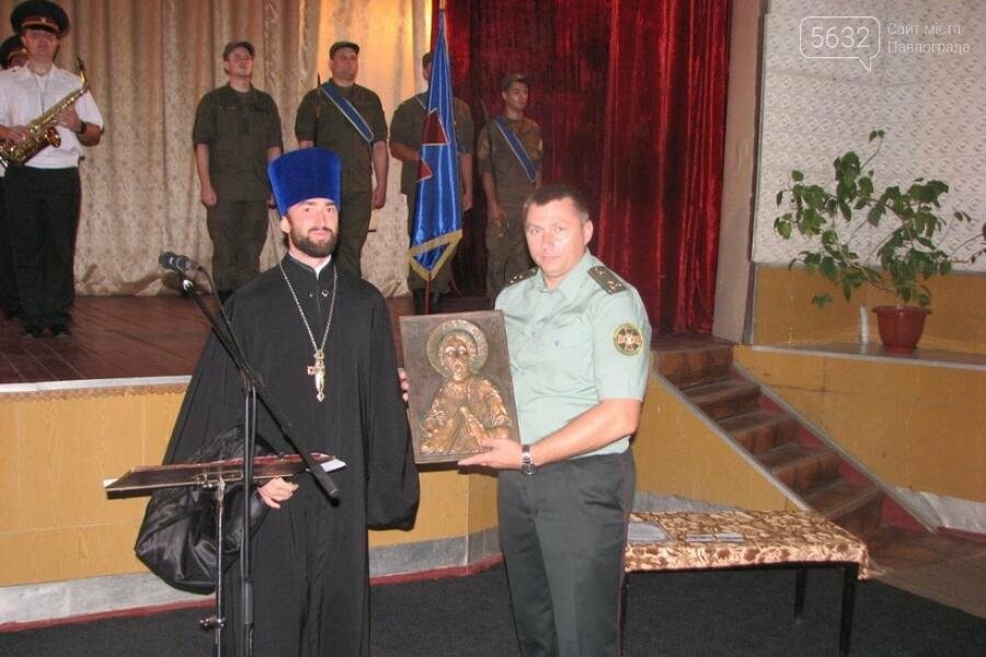 Павлоградські гвардійці відзначили 69 річницю з дня створен..., фото-1 Павлоградські гвардійці відзначили 69 річницю з дня створення військової частини, фото-1