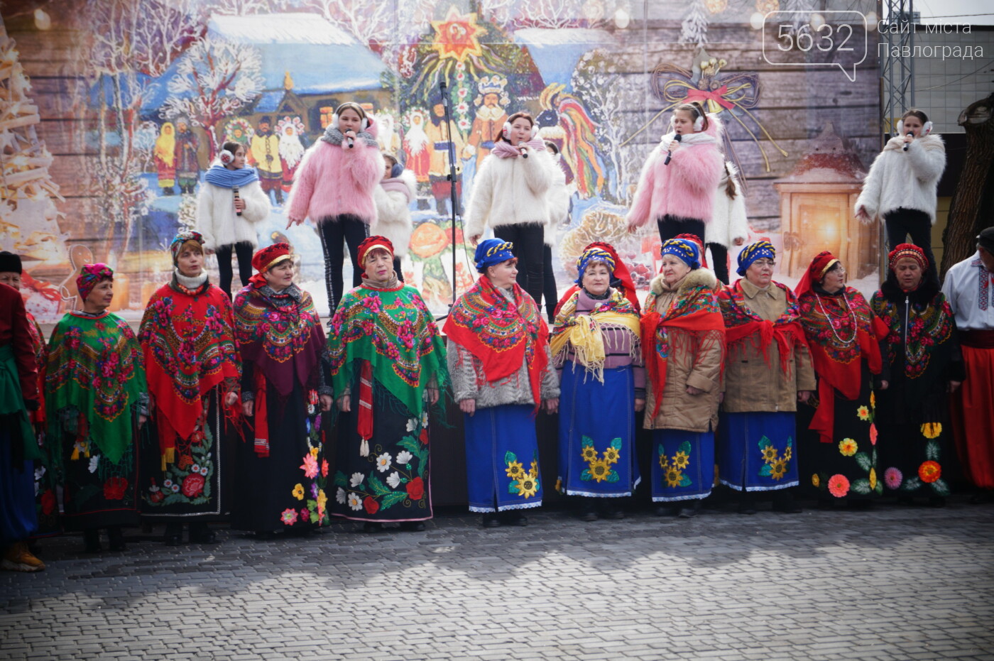 Как в Павлограде Масленицу отмечали (ФОТОРЕПОРТАЖ) , фото-15 Как в Павлограде Масленицу отмечали (ФОТОРЕПОРТАЖ) , фото-15