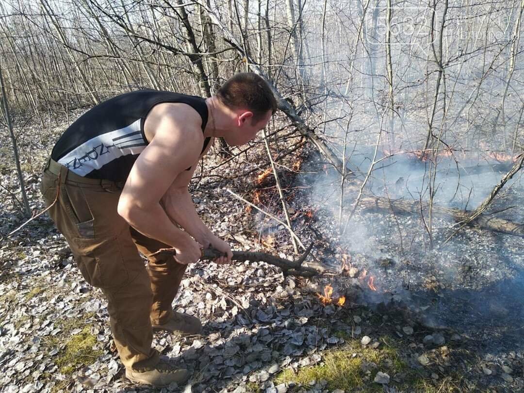 В Павлограде горела посадка, фото-3 В Павлограде горела посадка, фото-3