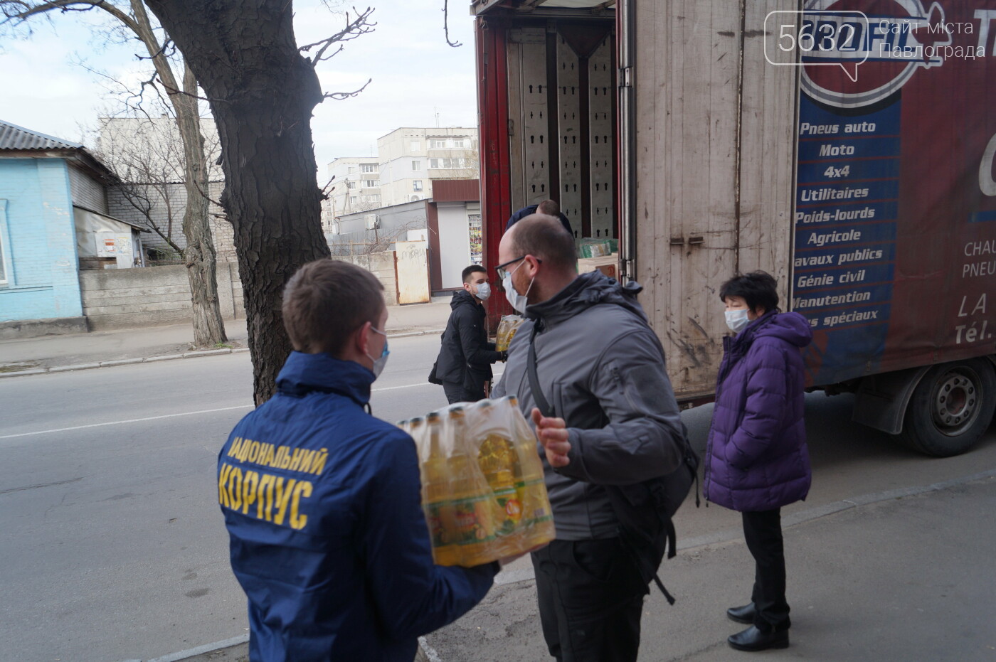 В Павлоград привезли ещё 700 благотворительных наборов (ФОТ..., фото-9 В Павлоград привезли ещё 700 благотворительных наборов (ФОТОРЕПОРТАЖ), фото-9