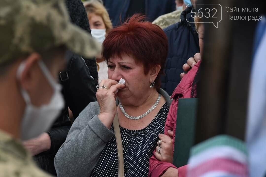 Павлоград попрощался с погибшим в зоне ООС Евгением Сафоновым, фото-12 Павлоград попрощался с погибшим в зоне ООС Евгением Сафоновым, фото-12