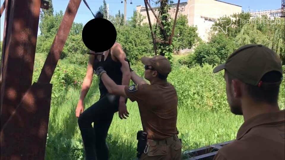 В Павлограде женщину спасли от самоубийства (ФОТО), фото-2 В Павлограде женщину спасли от самоубийства (ФОТО), фото-2