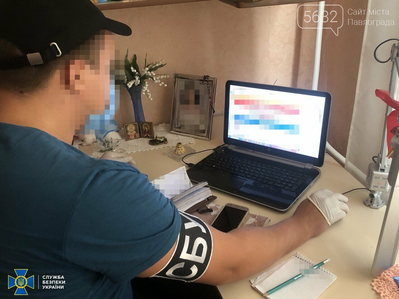 На Днепропетровщине СБУ задержала интернет-троллей, распрос..., фото-2 На Днепропетровщине СБУ задержала интернет-троллей, распространяющих материалы о предстоящих выборах (ФОТО, ВИДЕО), фото-2