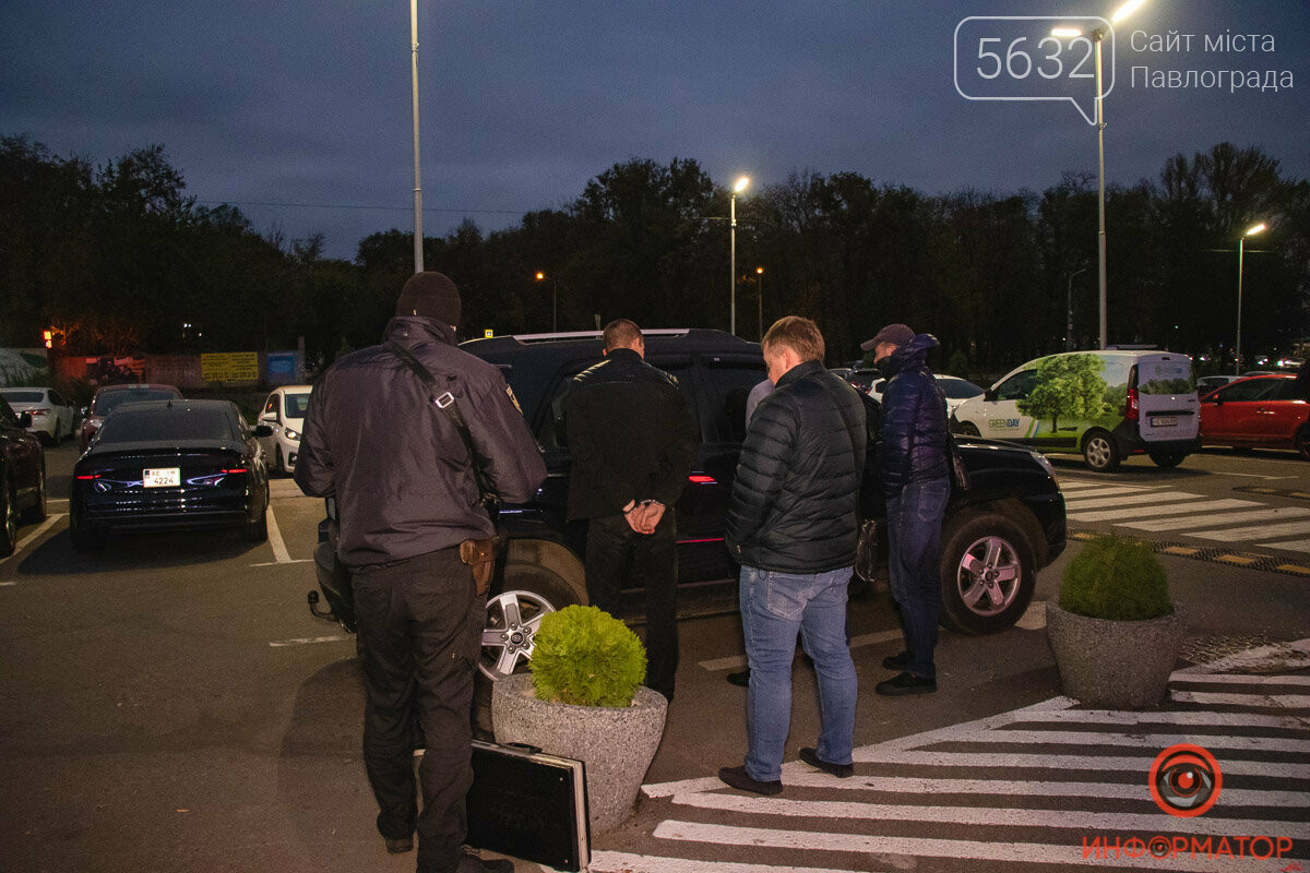 Стрельба в Першотравенске: молодые парни получили огнестрельные ранения, фото-2