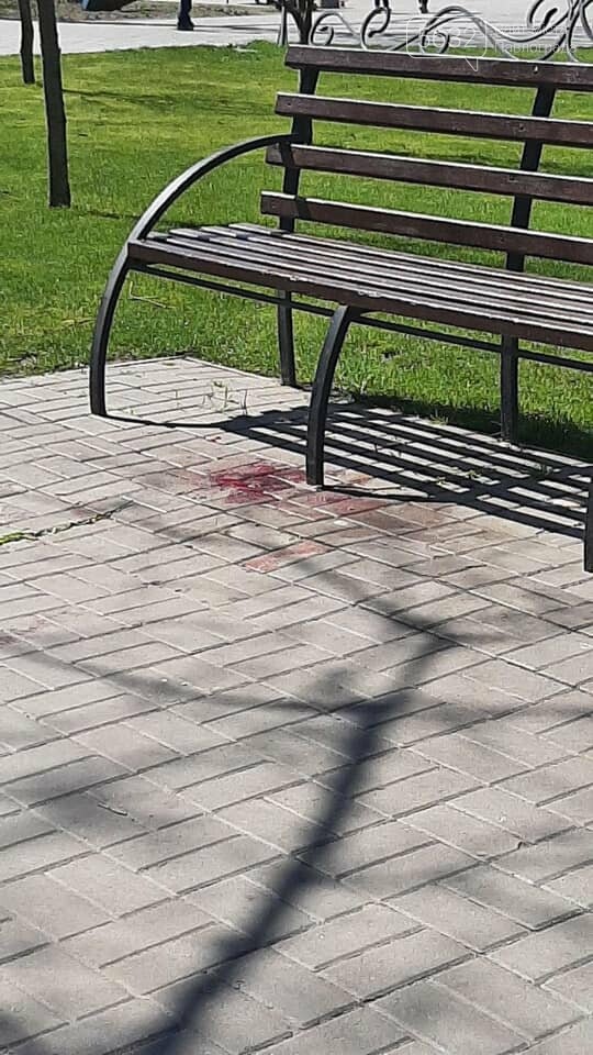 В Детском парке Павлограда мужчина потерял сознание, упал и..., фото-5 В Детском парке Павлограда мужчина потерял сознание, упал и разбил голову, фото-5