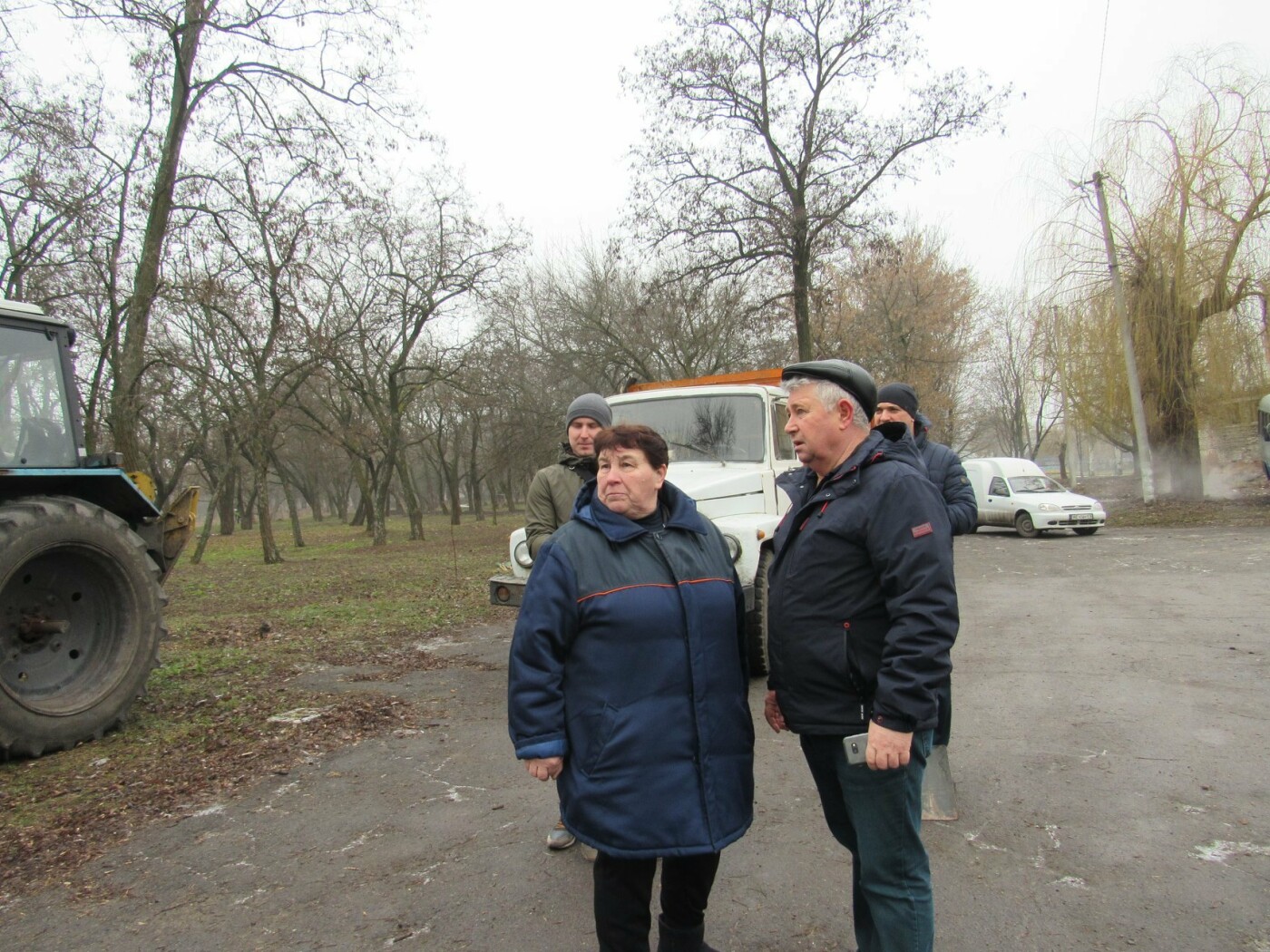 В Павлограде прошла акция по уборке одного из микрорайонов , фото-1 В Павлограде прошла акция по уборке одного из микрорайонов , фото-1