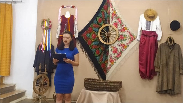 От шапки до военной фуражки: в Павлограде открылась выставк..., фото-4 От шапки до военной фуражки: в Павлограде открылась выставка шапок, фото-4
