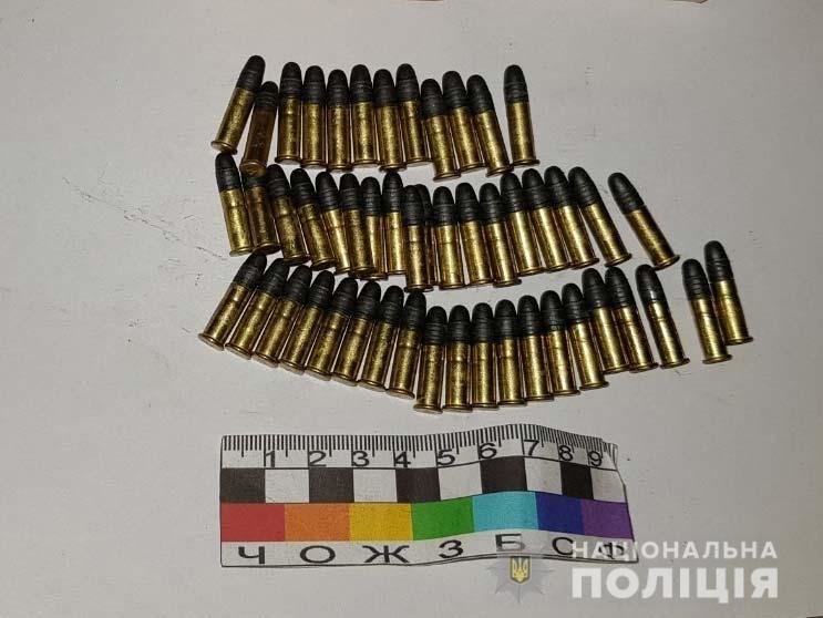 За попытку кражи из магазина полицейские Петропавловки заде..., фото-1 За попытку кражи из магазина полицейские Петропавловки задержали вооруженного мужчину, фото-1