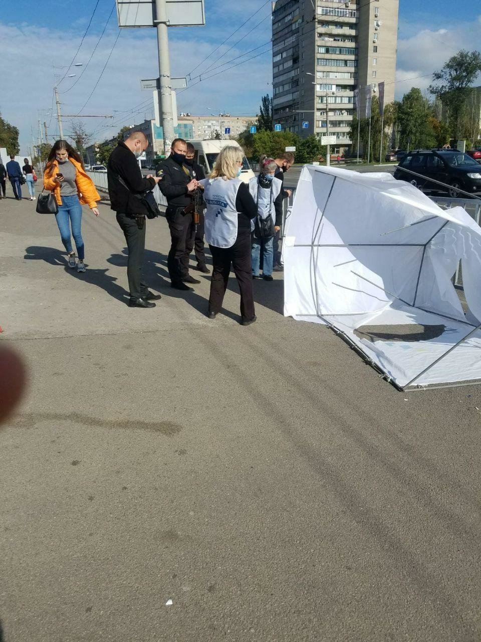 Вилкул потребовал, чтобы правоохранители дали оценку нападе..., фото-4 Вилкул потребовал, чтобы правоохранители дали оценку нападениям на волонтеров Блока "Украинская перспектива", фото-4