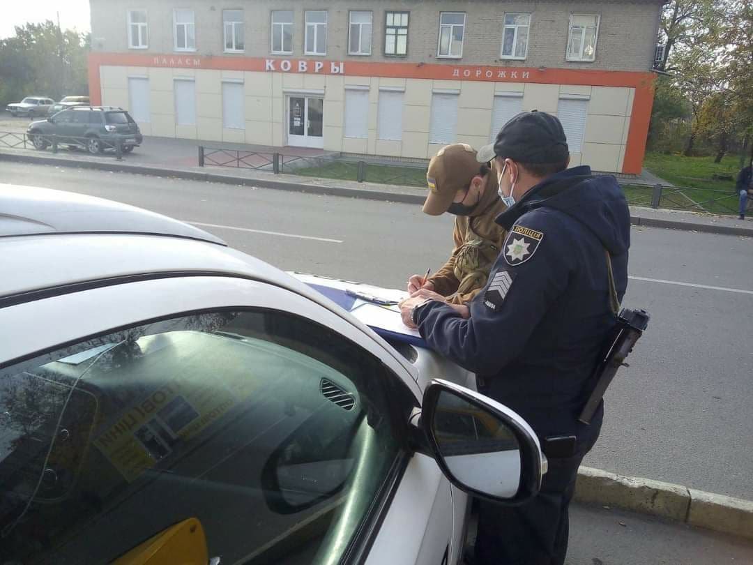 В Павлограде провели рейд по местным "наливайкам": ФОТО, фото-1 В Павлограде провели рейд по местным "наливайкам": ФОТО, фото-1